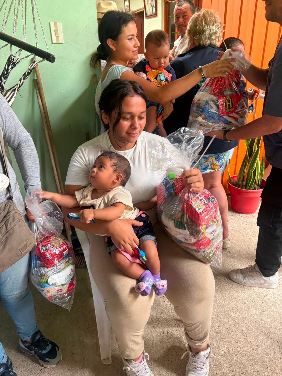 Entrega de ayudas de la Fundación SAMAM